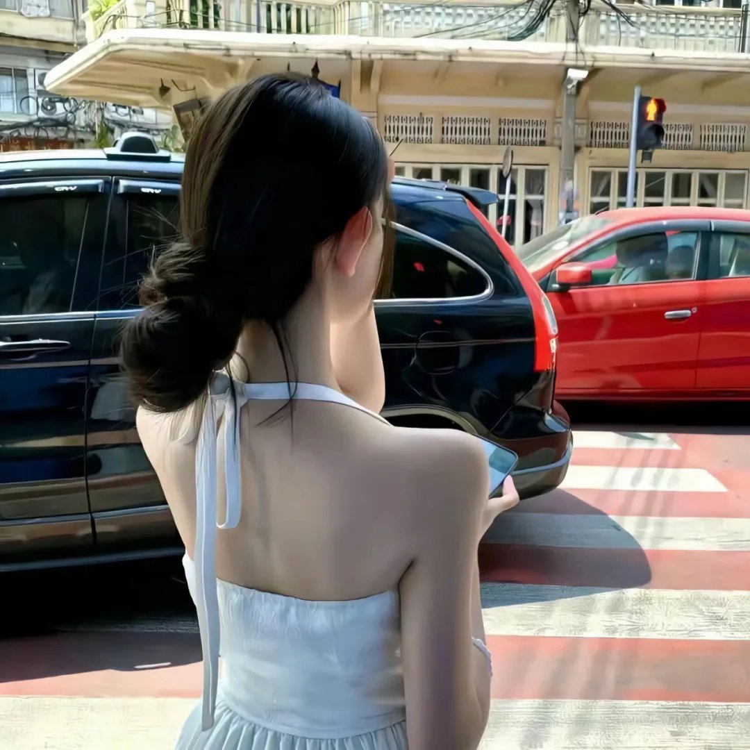 被偷听心声后冷宫小厨娘成团宠啦